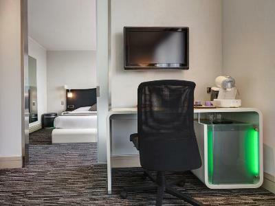 Courtyard By Marriott Park Hotel 4*